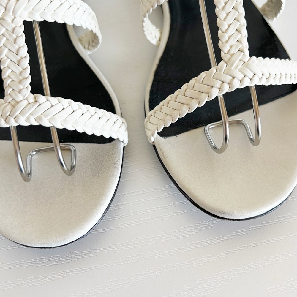 Gucci Ursula White Horsebit Flat Leather Sandals Size EU 38 - Picture 8 of 14